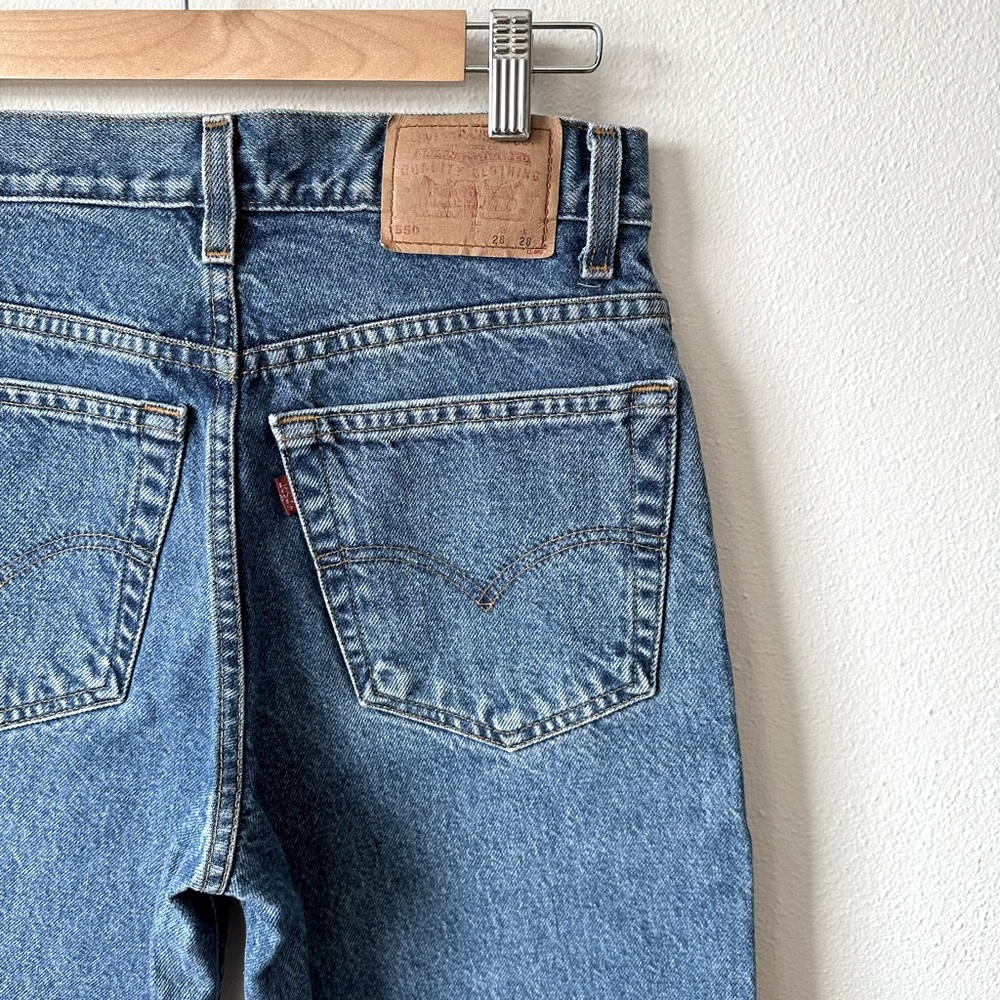 Vintage High Rise Levi 550 Relaxed Fit Student Jeans | Mint Condition